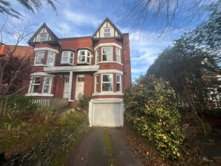 Targeted Defect Assessment of Victorian Corner Masonry & Moisture Ingress